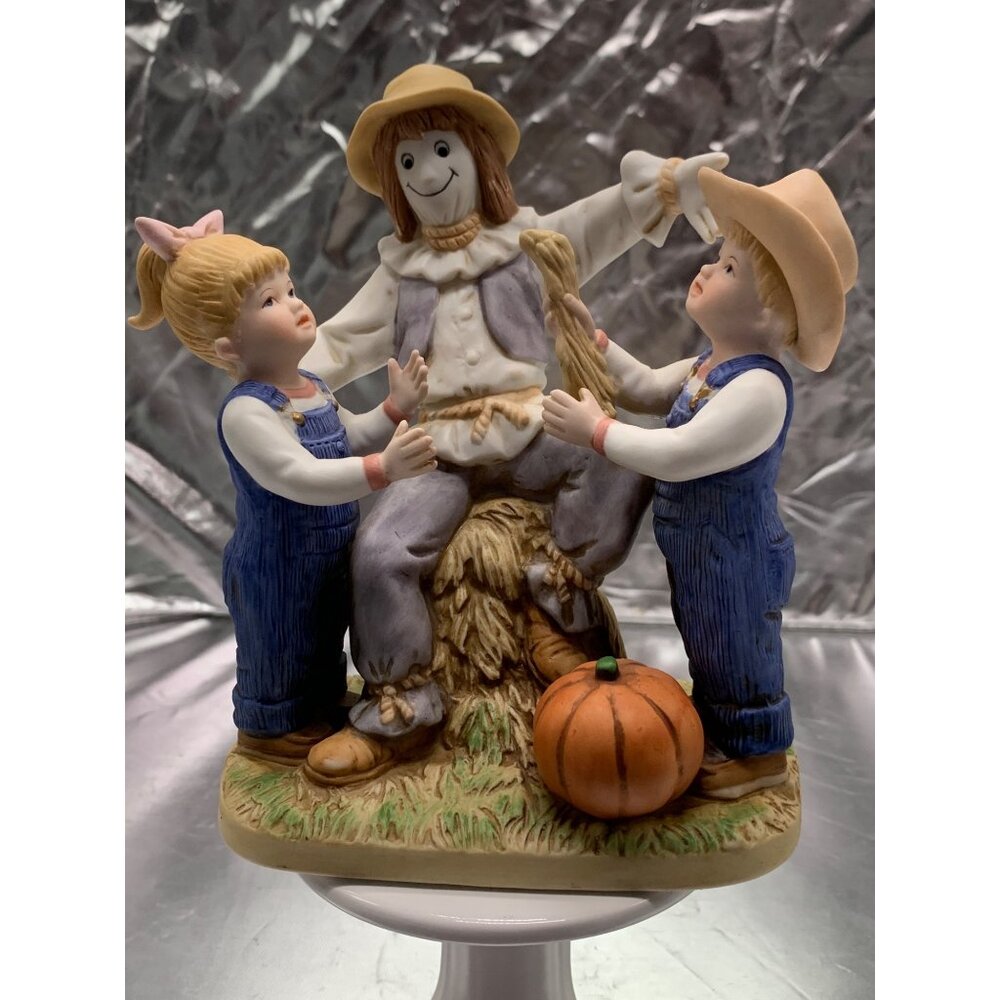 1985 Denim Days “Our Scarecrow” Figurine #1524 By Home Interiors